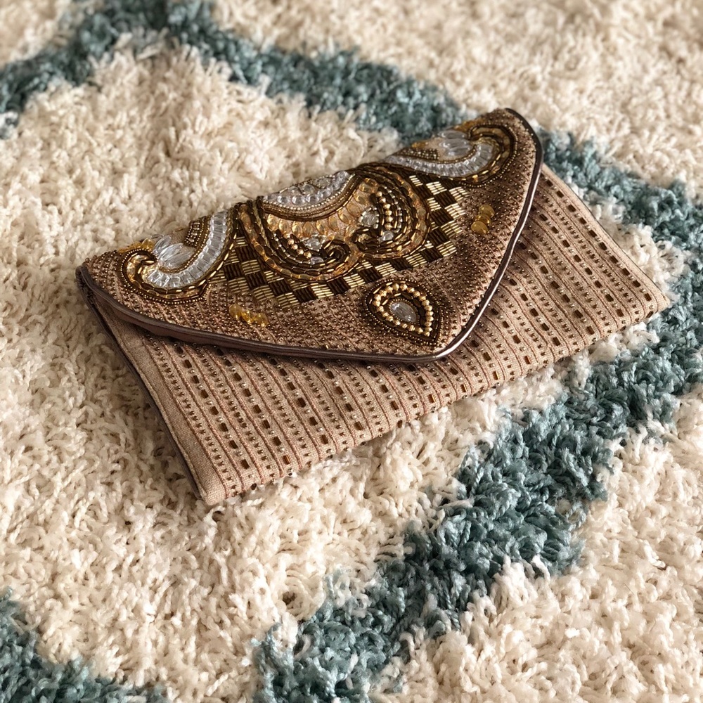 EMBELLISHED GOLD CLUTCH - Picture 2 of 6